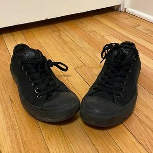 Black Converse All Stars Chuck Taylors Mens 9 Womens 11